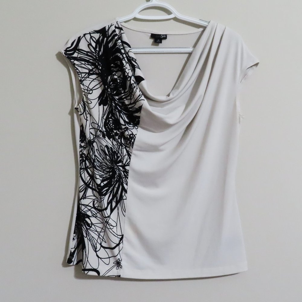 East 5th Women's Black and White Top Cowl Neck Short Sleeve